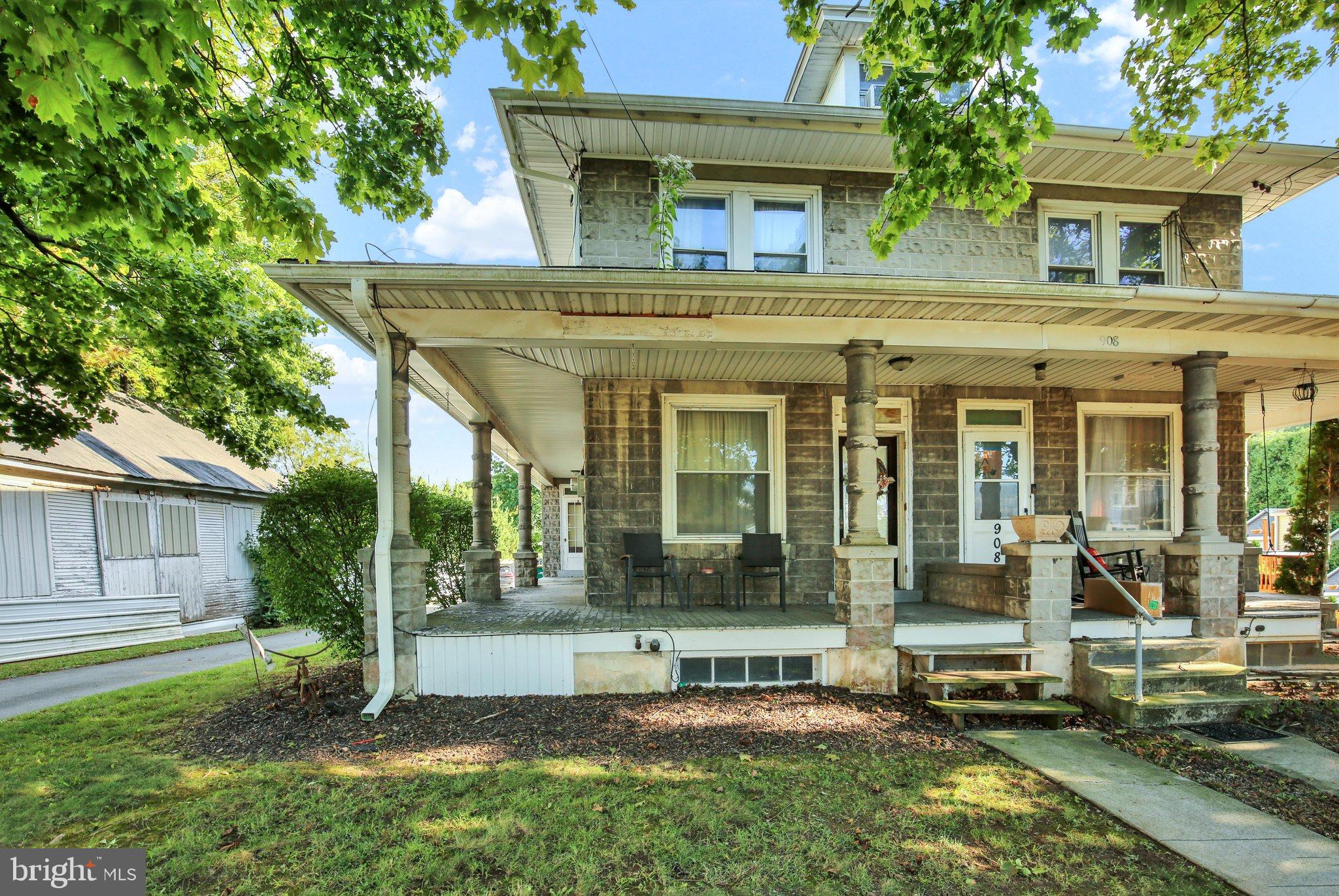 906 Fritztown Road Sinking Spring, PA 19608 - Photo 2 of 33 Front of House/Side porch