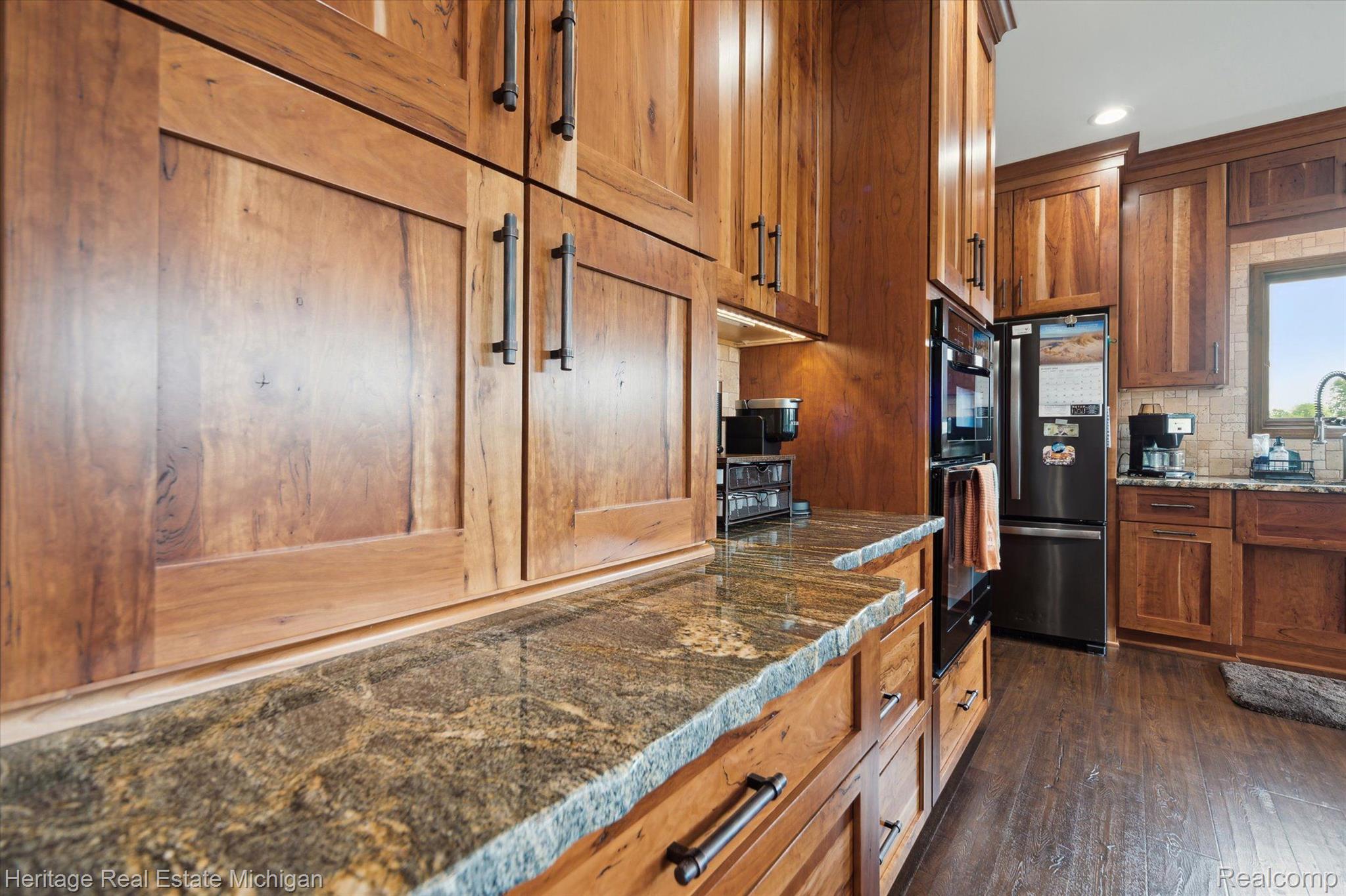 10540 Cole Road Byron, MI 48418 - Photo 16 of 76 Kitchen