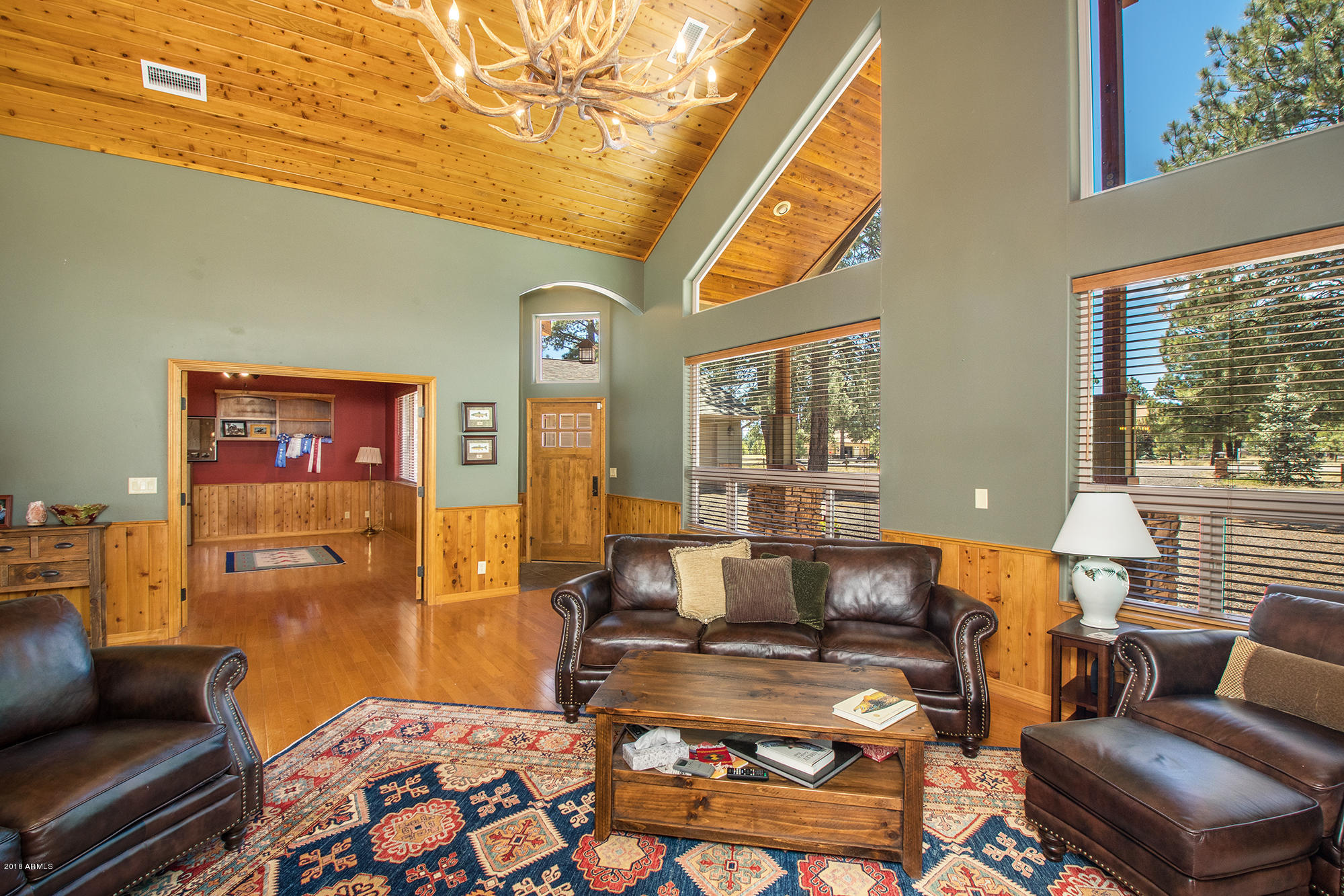 2531 West Forrest Ranches Loop Parks Parks, AZ 86018 - Photo 8 of 24 08_Living Room5