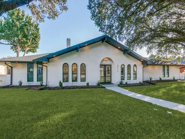$1,086,725 | 6826 Town Bluff Drive, Dallas, TX 75248