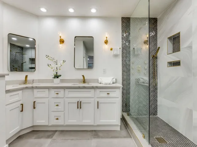 $1,086,725 | 6826 Town Bluff Drive, Dallas, TX 75248