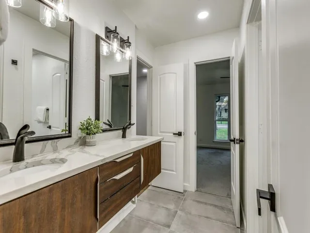 $1,086,725 | 6826 Town Bluff Drive, Dallas, TX 75248