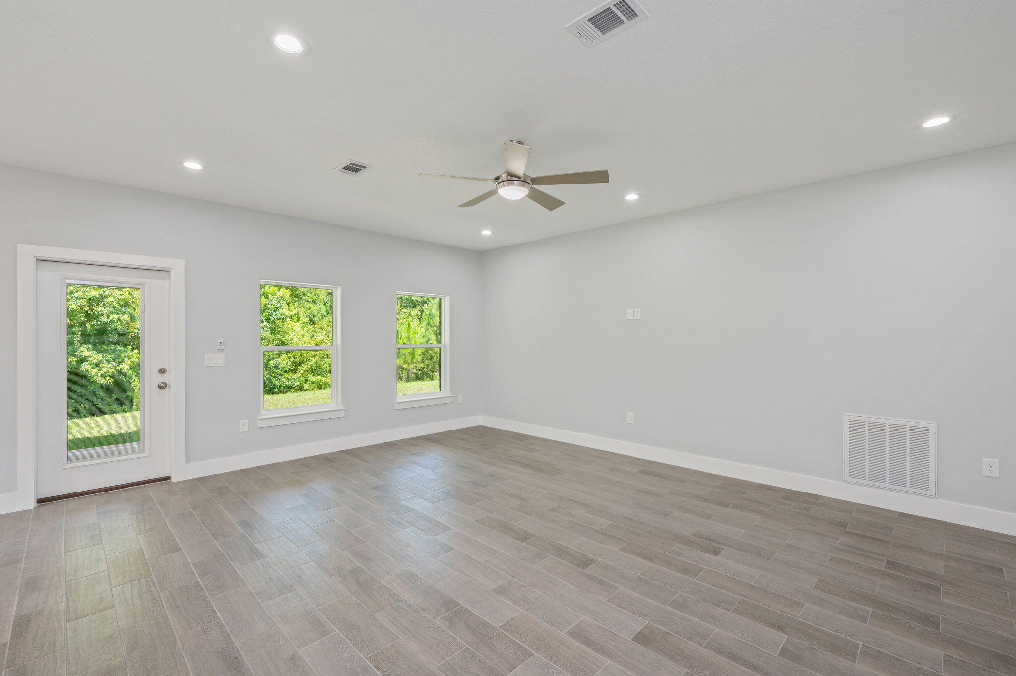 4516 Hermosa Road Crestview, FL 32539 - Photo 10 of 53 10-web-or-mls-4516-hermosa-rd