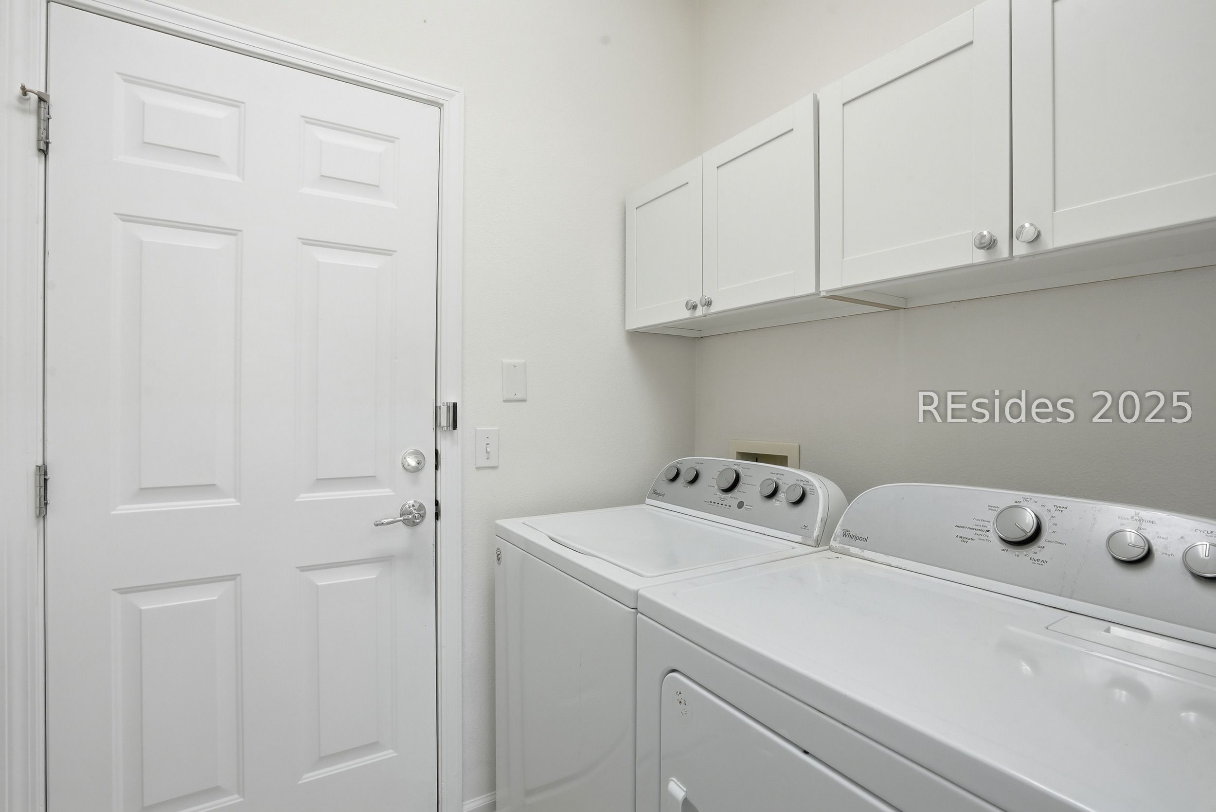 11 Seaford Place Bluffton, SC 29909 - Photo 28 of 40 Inside Laundry
