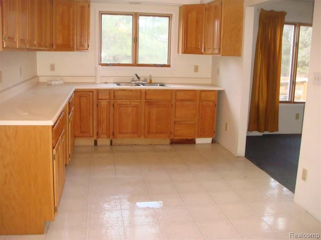 7115 Graham Road Jeddo, MI 48032 - Photo 7 of 23 kitchen