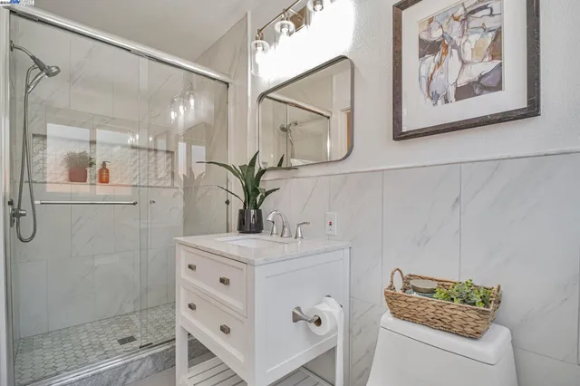 $1,085,000 | 5232 Proctor Road, Castro Valley, CA 94546