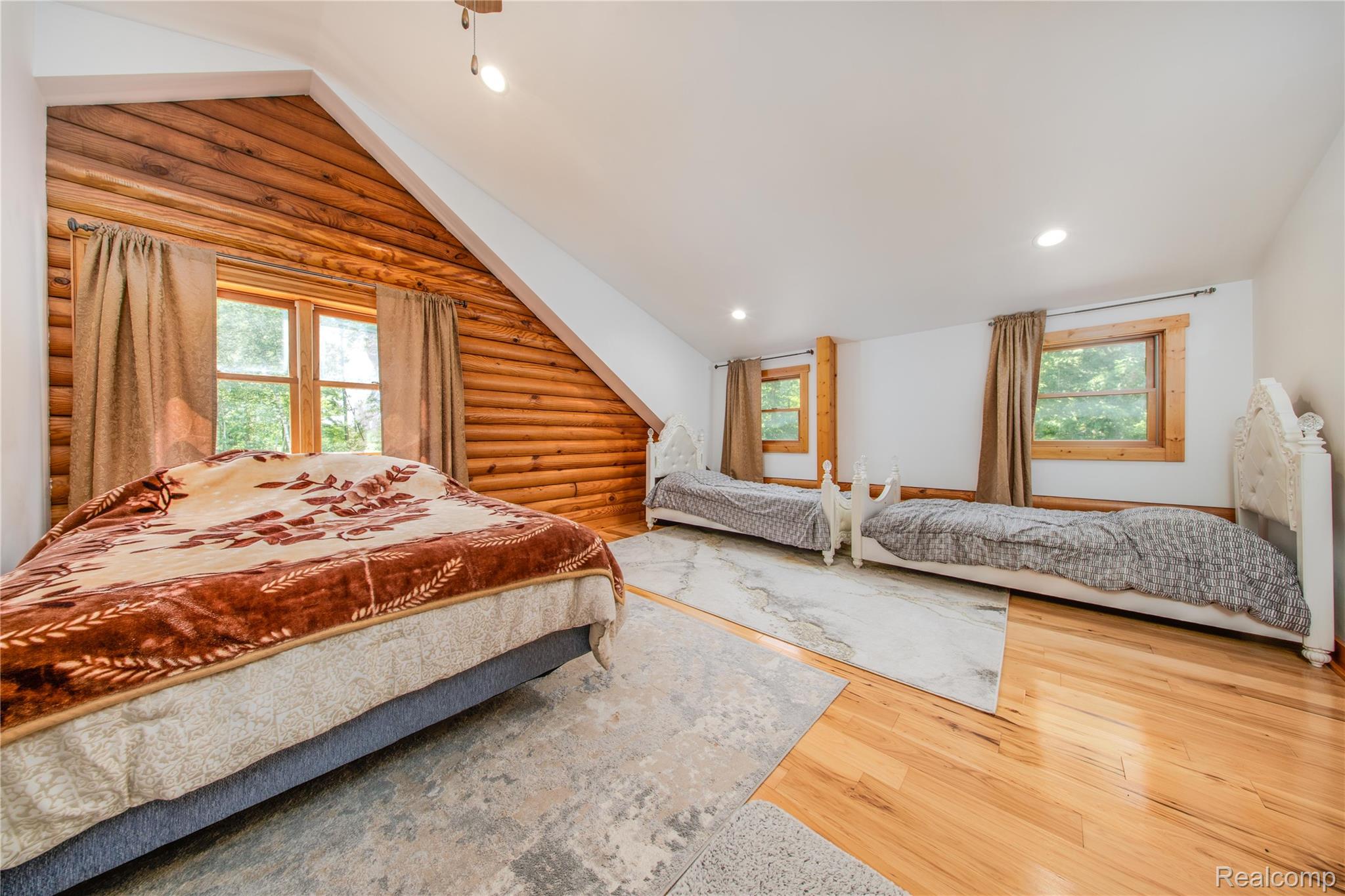 5432 North 7 Mile Road Pinconning, MI 48650 - Photo 13 of 27 5432 N 7 Mile Rd-20.jpg