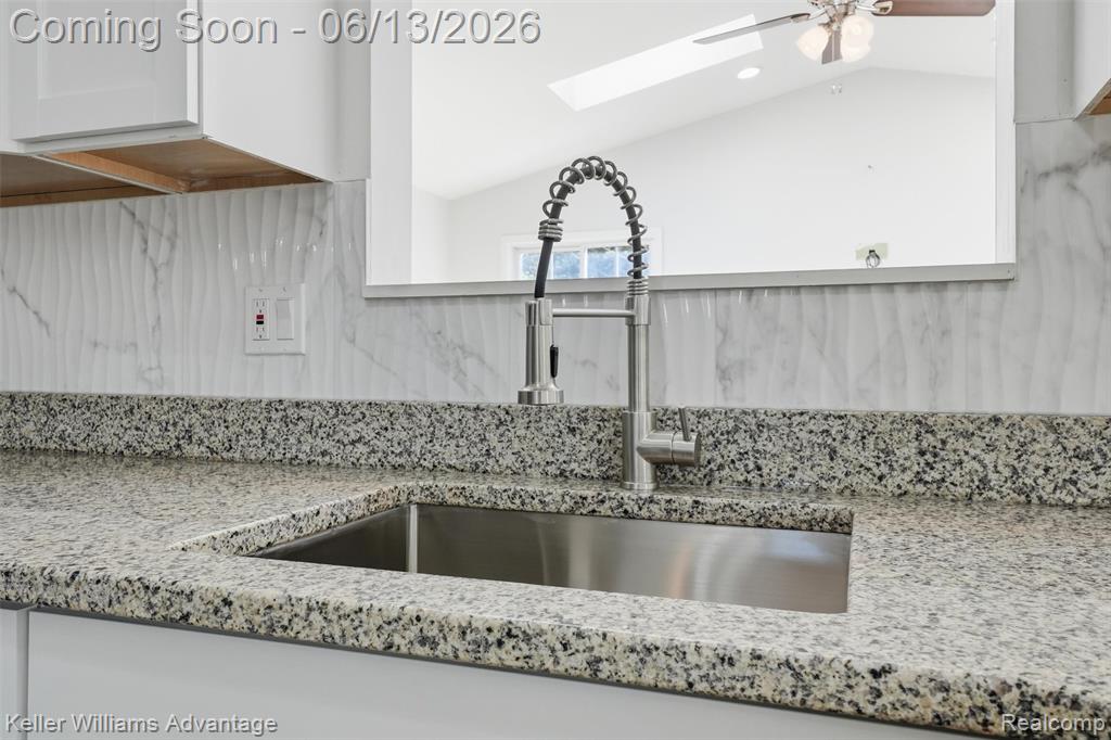 9883 William Street Taylor, MI 48180 - Photo 13 of 40