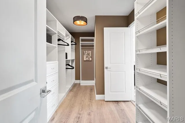 $899,700 | New Build New Build Forest, Manchester, MO 63021