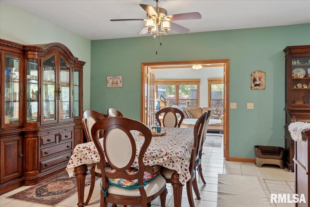 3153 Covered Bridge Road Chatham, IL 62629 - Photo 8 of 45