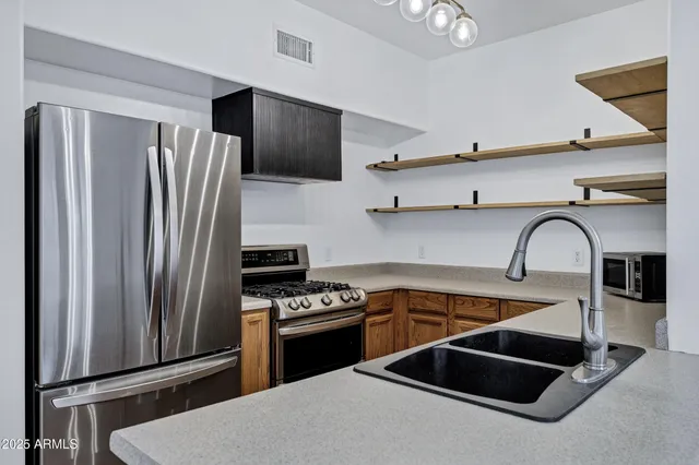 $375,000 | 1555 South Jacana Lane, Gilbert, AZ 85296