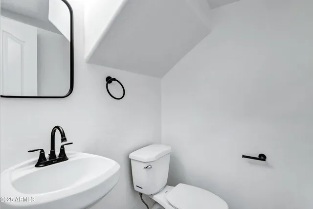 $375,000 | 1555 South Jacana Lane, Gilbert, AZ 85296