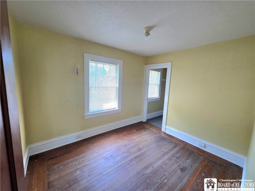 145 Maple Street Jamestown, NY 14701 - Photo 25 of 32