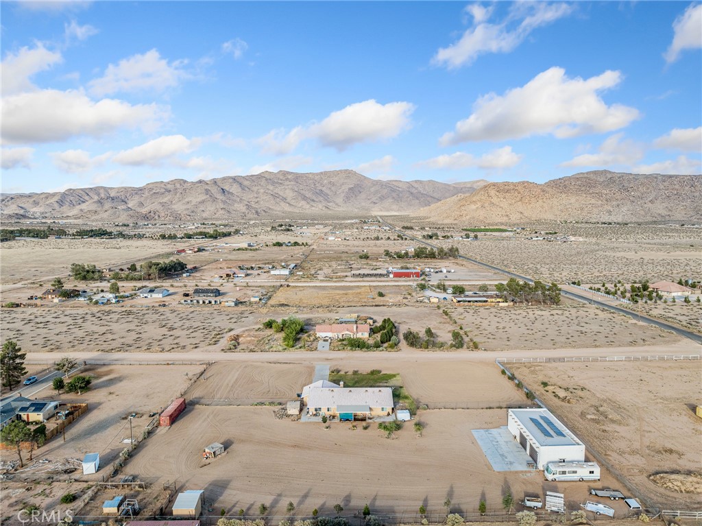 13776 Natoma Road Apple Valley, CA 92307 - Photo 7 of 40 a view of city and ocean