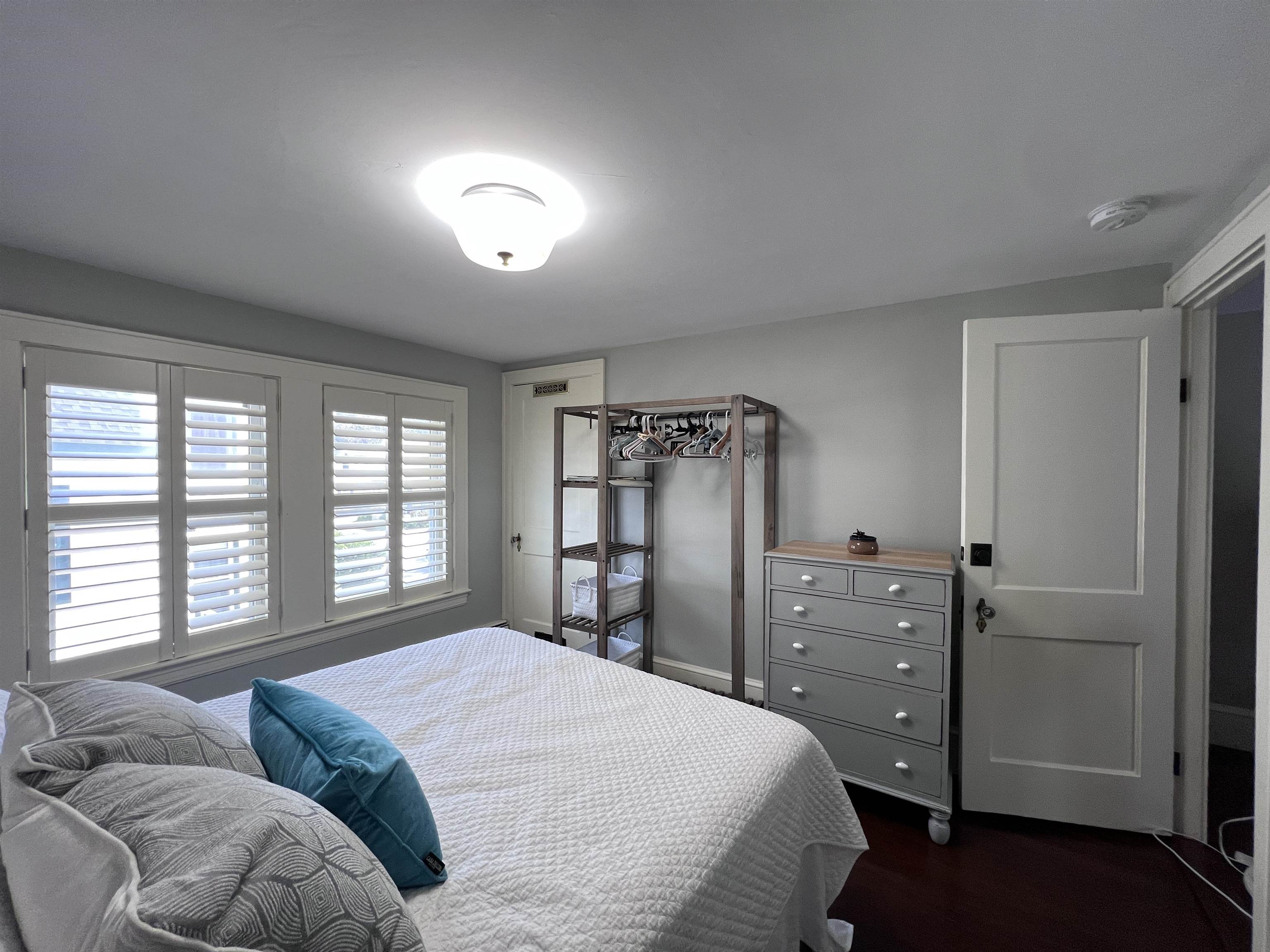 11 Maple Street Exeter, NH 03833 - Photo 6 of 17