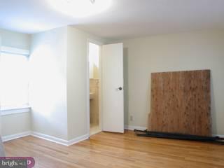 1637 Addison Street Philadelphia, PA 19146 - Photo 4 of 6 Gallery Image 4