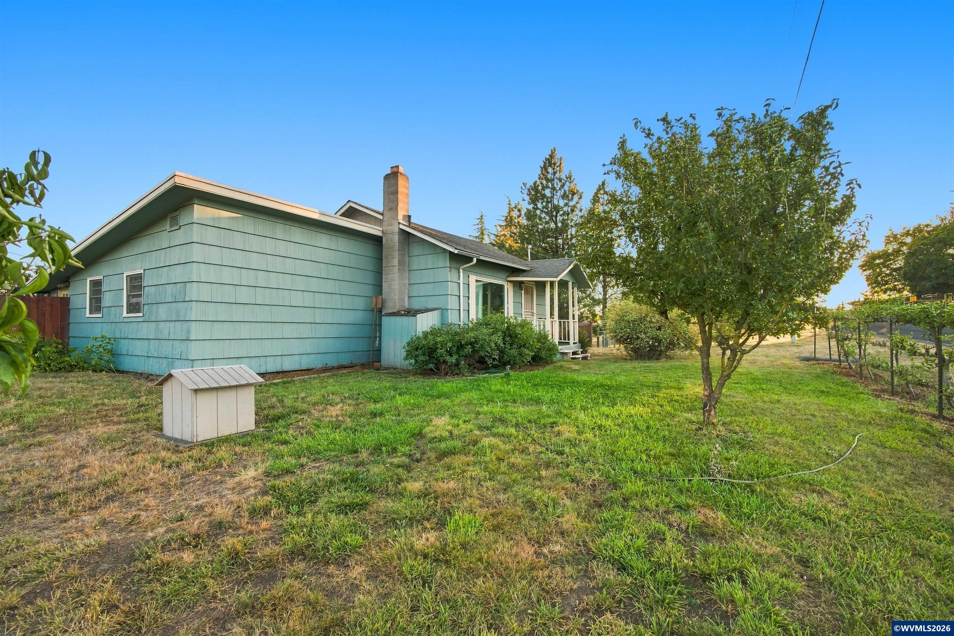 2008 Farmer Road Southeast Jefferson, OR 97352 - Photo 2 of 44 Gallery Image 2