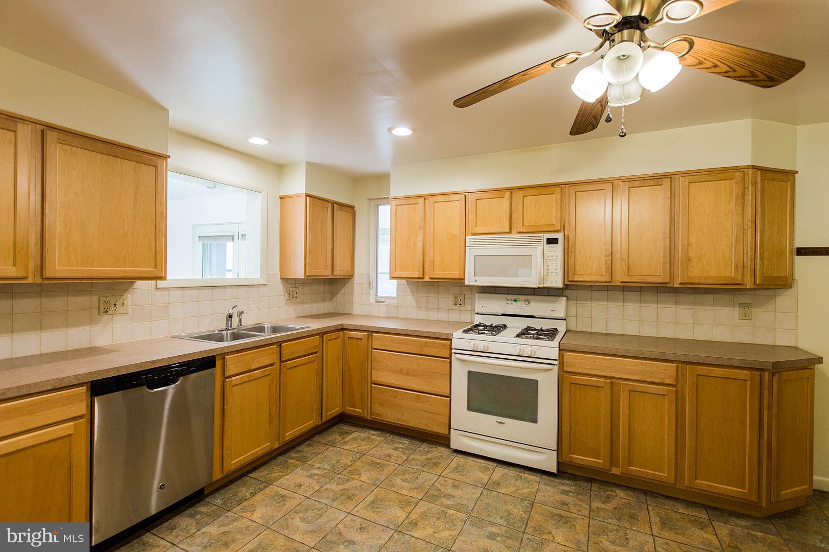 3160 Bowman Road Lancaster, PA 17601 - Photo 12 of 57 Gallery Image 12