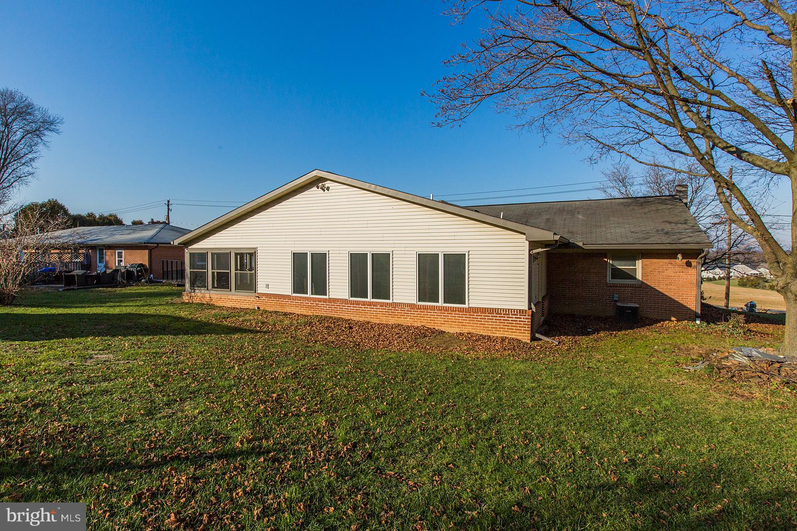 3160 Bowman Road Lancaster, PA 17601 - Photo 3 of 57 Gallery Image 3