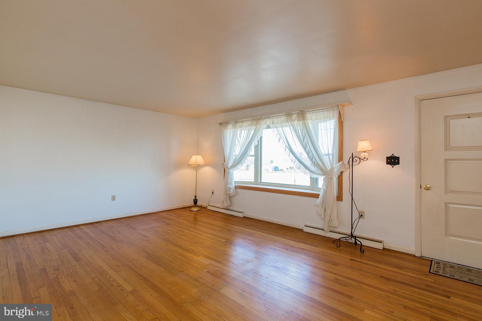 3160 Bowman Road Lancaster, PA 17601 - Photo 4 of 57 Gallery Image 4