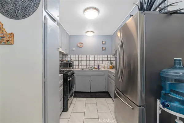 $1,595,000 | 2166 West Alameda Avenue, Anaheim, CA 92801