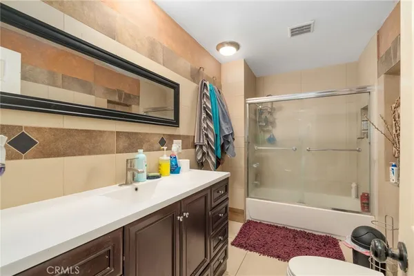 $1,595,000 | 2166 West Alameda Avenue, Anaheim, CA 92801