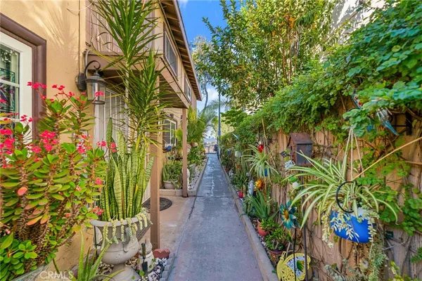 $1,595,000 | 2166 West Alameda Avenue, Anaheim, CA 92801