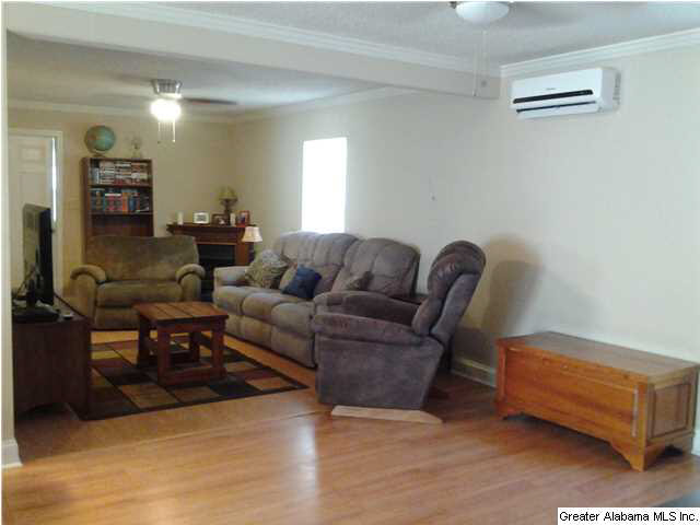 200 Collins Road Wilsonville, AL 35186 - Photo 4 of 25