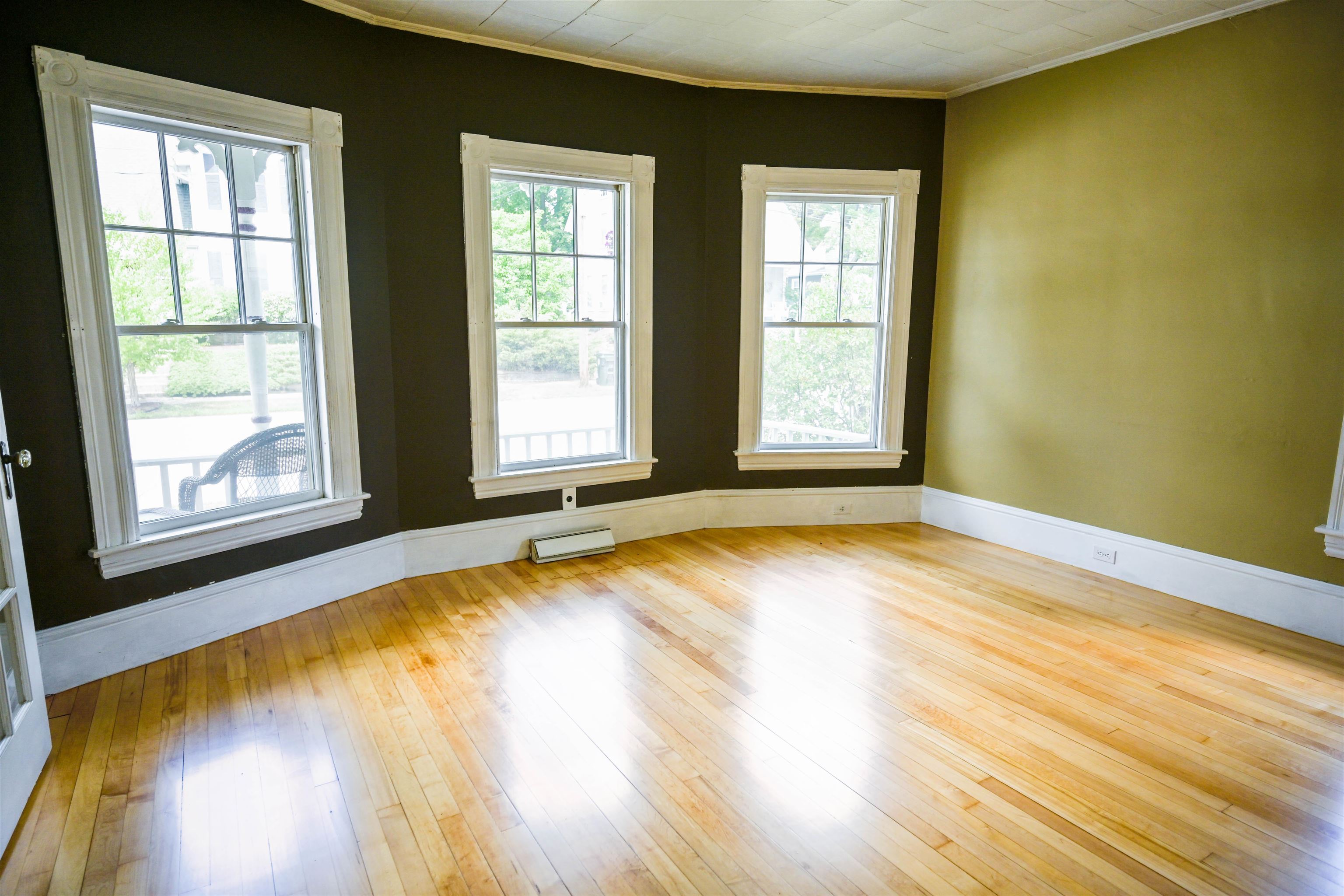 375 Orange Street Manchester, NH 03104 - Photo 12 of 40