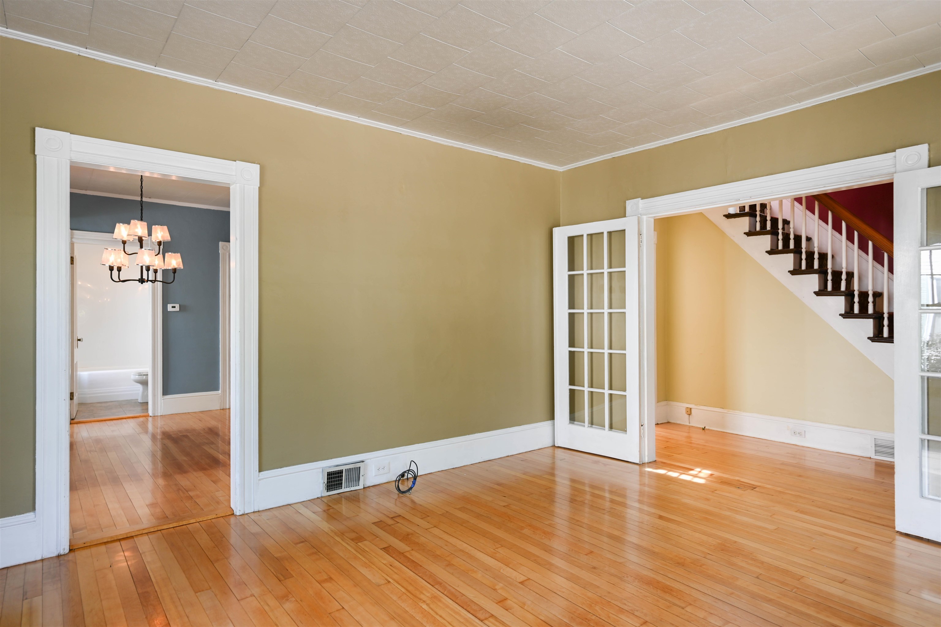 375 Orange Street Manchester, NH 03104 - Photo 15 of 40
