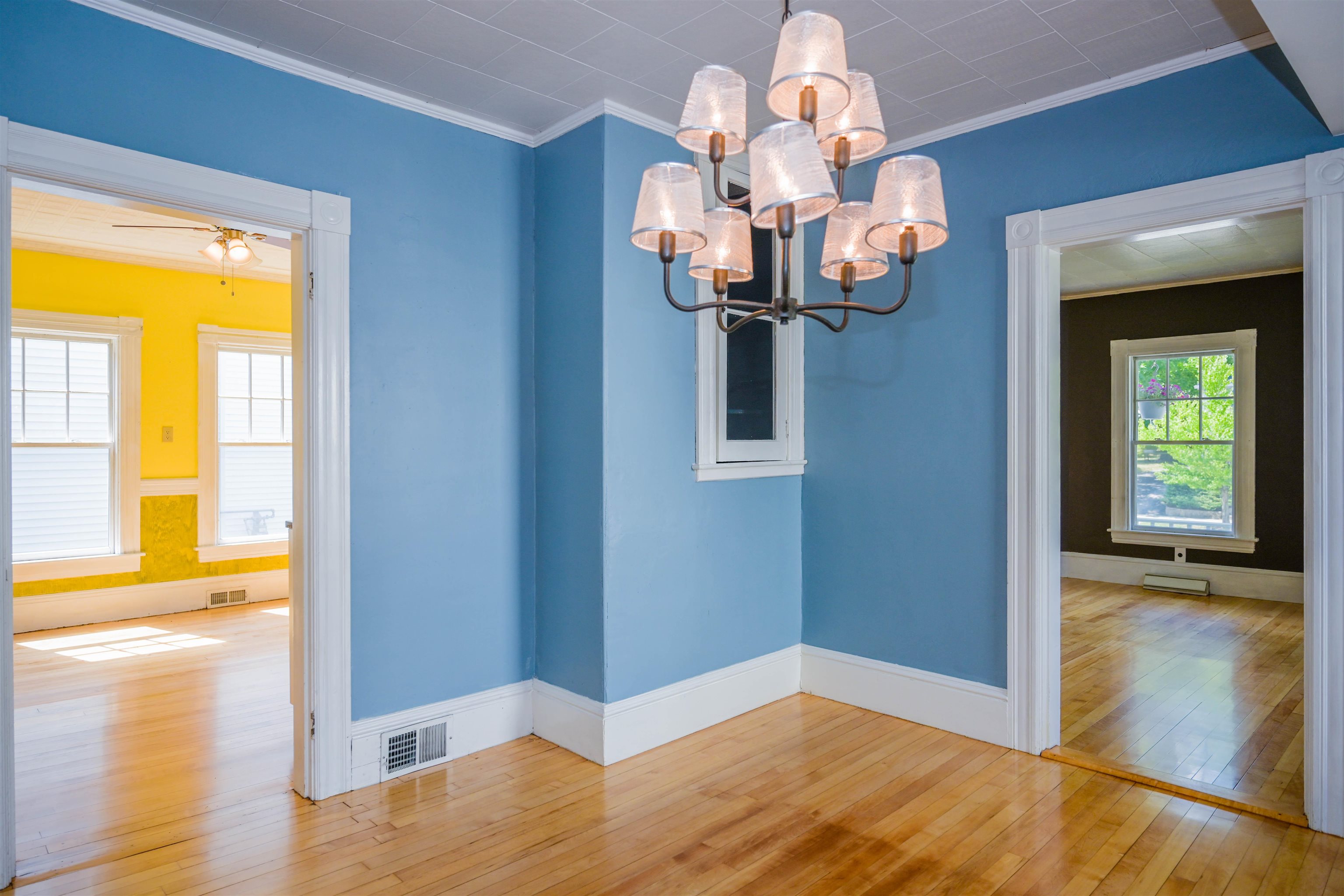 375 Orange Street Manchester, NH 03104 - Photo 16 of 40