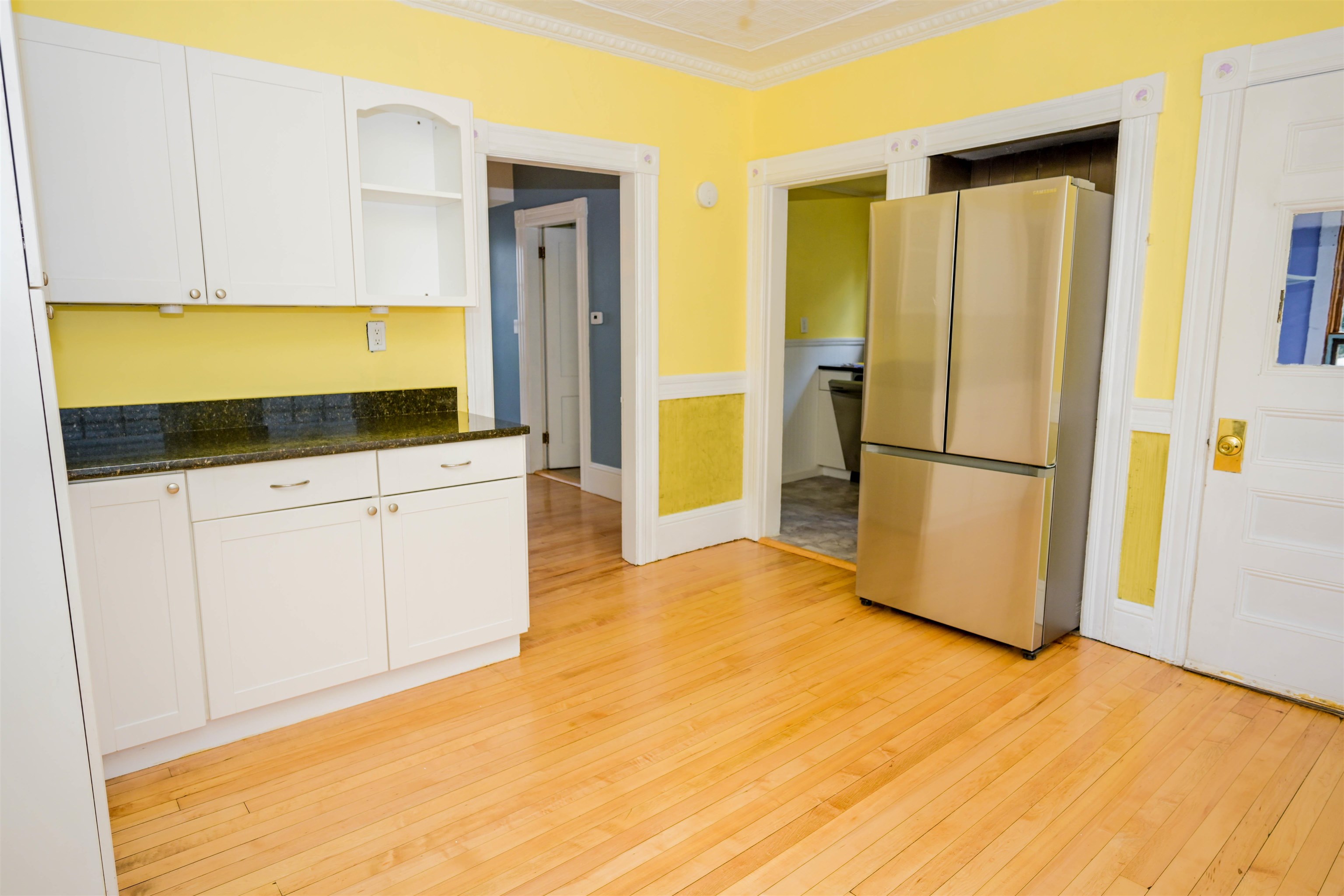 375 Orange Street Manchester, NH 03104 - Photo 20 of 40