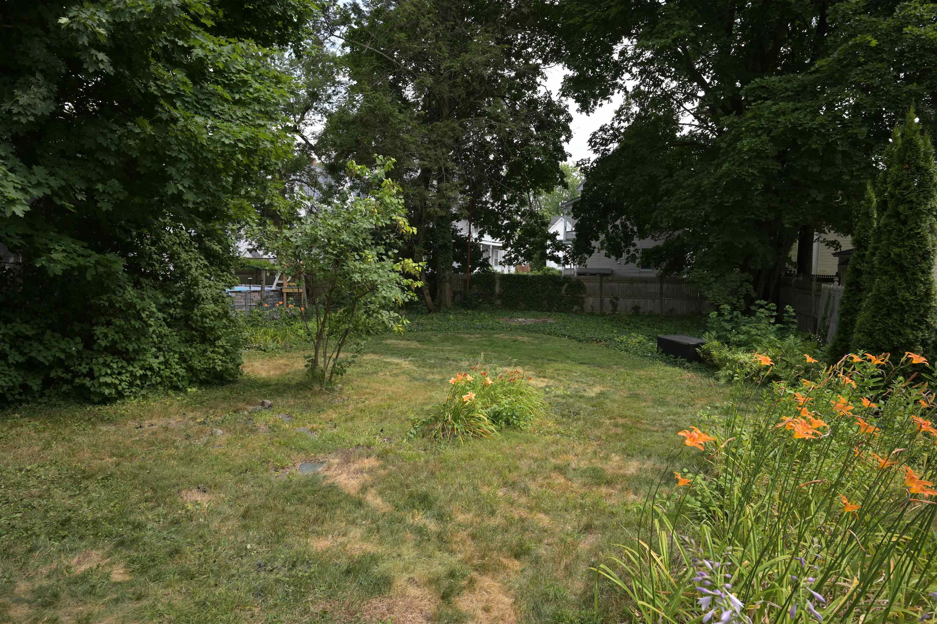 375 Orange Street Manchester, NH 03104 - Photo 4 of 40