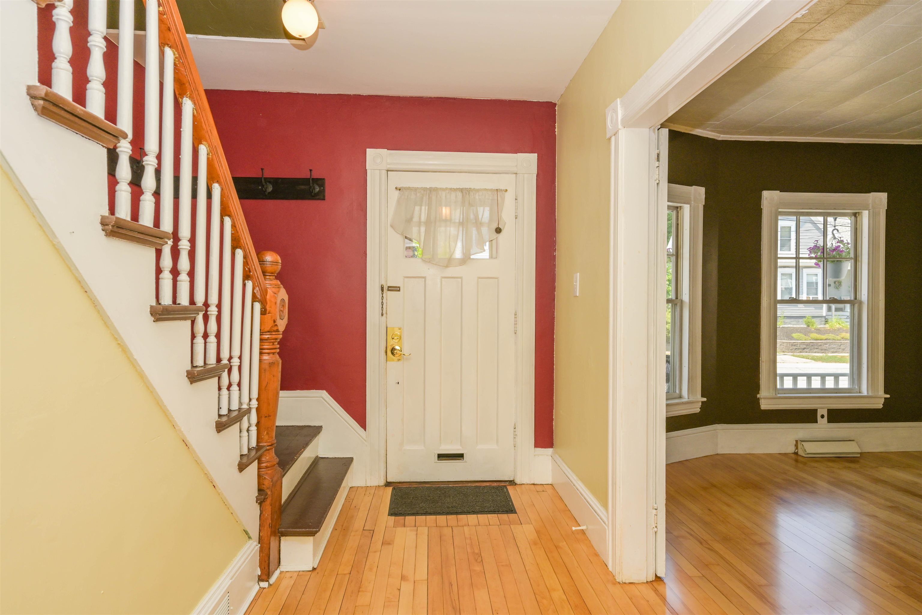 375 Orange Street Manchester, NH 03104 - Photo 9 of 40