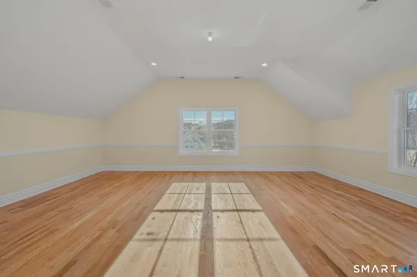 $999,999 | 4 Jans Way, Andover, NJ 07821