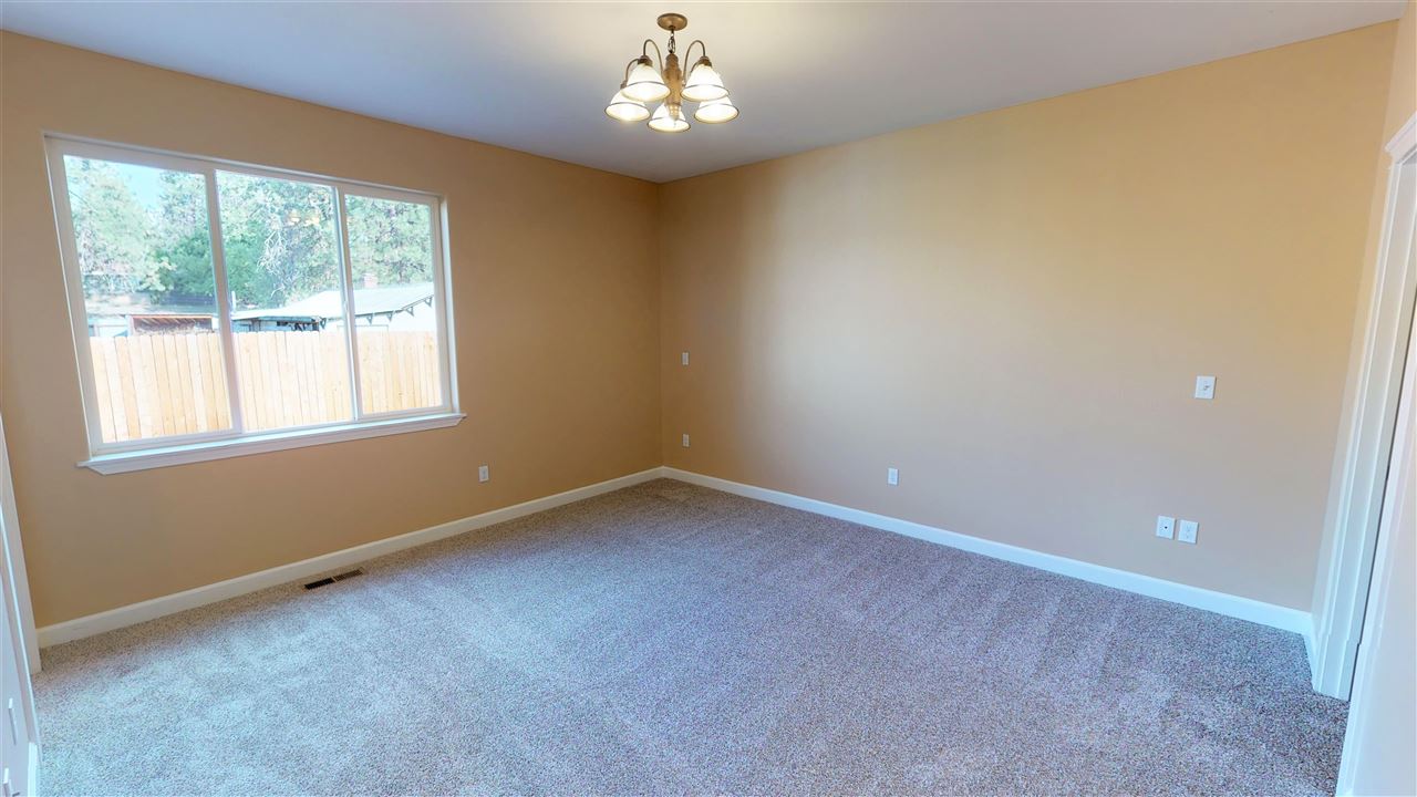 539 South Carnahan Road Spokane, WA 99212 - Photo 14 of 20