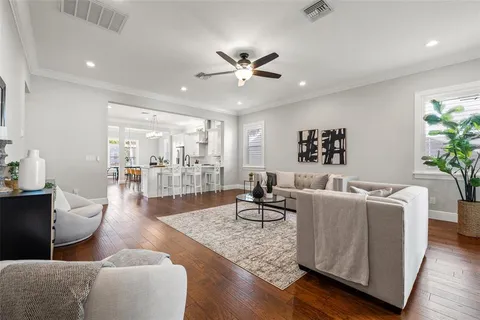 $975,000 | 445 29th Avenue North, St. Petersburg, FL 33704