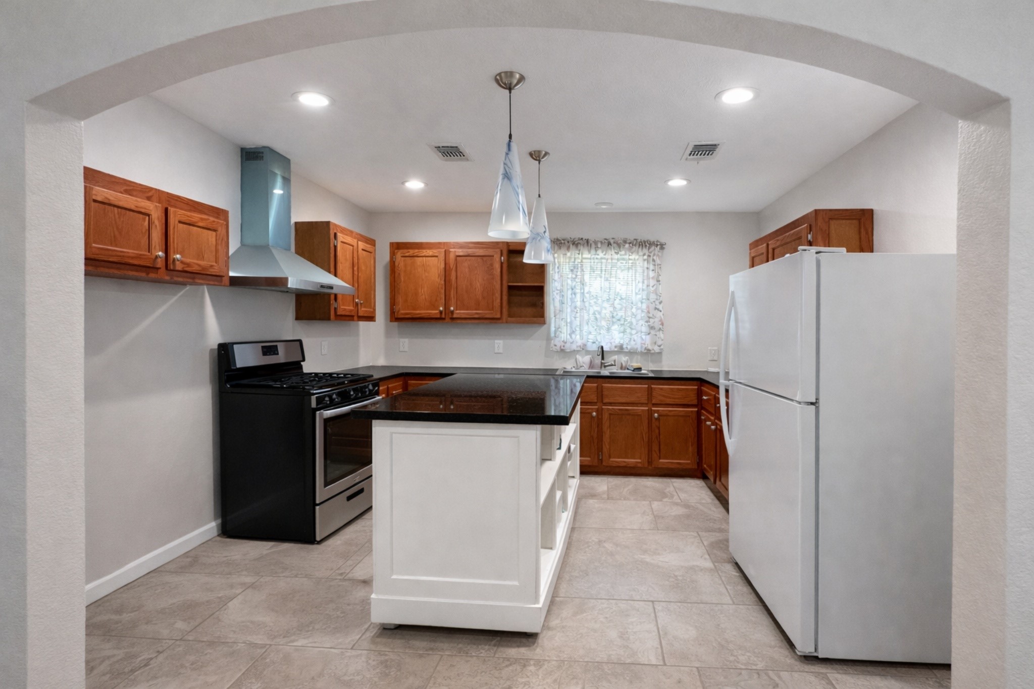2701 Timber Drive Dickinson, TX 77539 - Photo 5 of 7