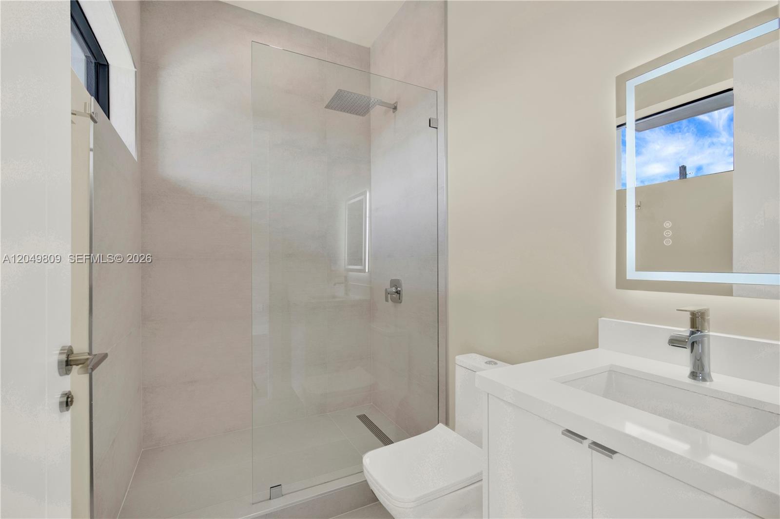 2889 Southwest 35th Avenue, Unit 2887 Miami, FL 33133 - Photo 23 of 62