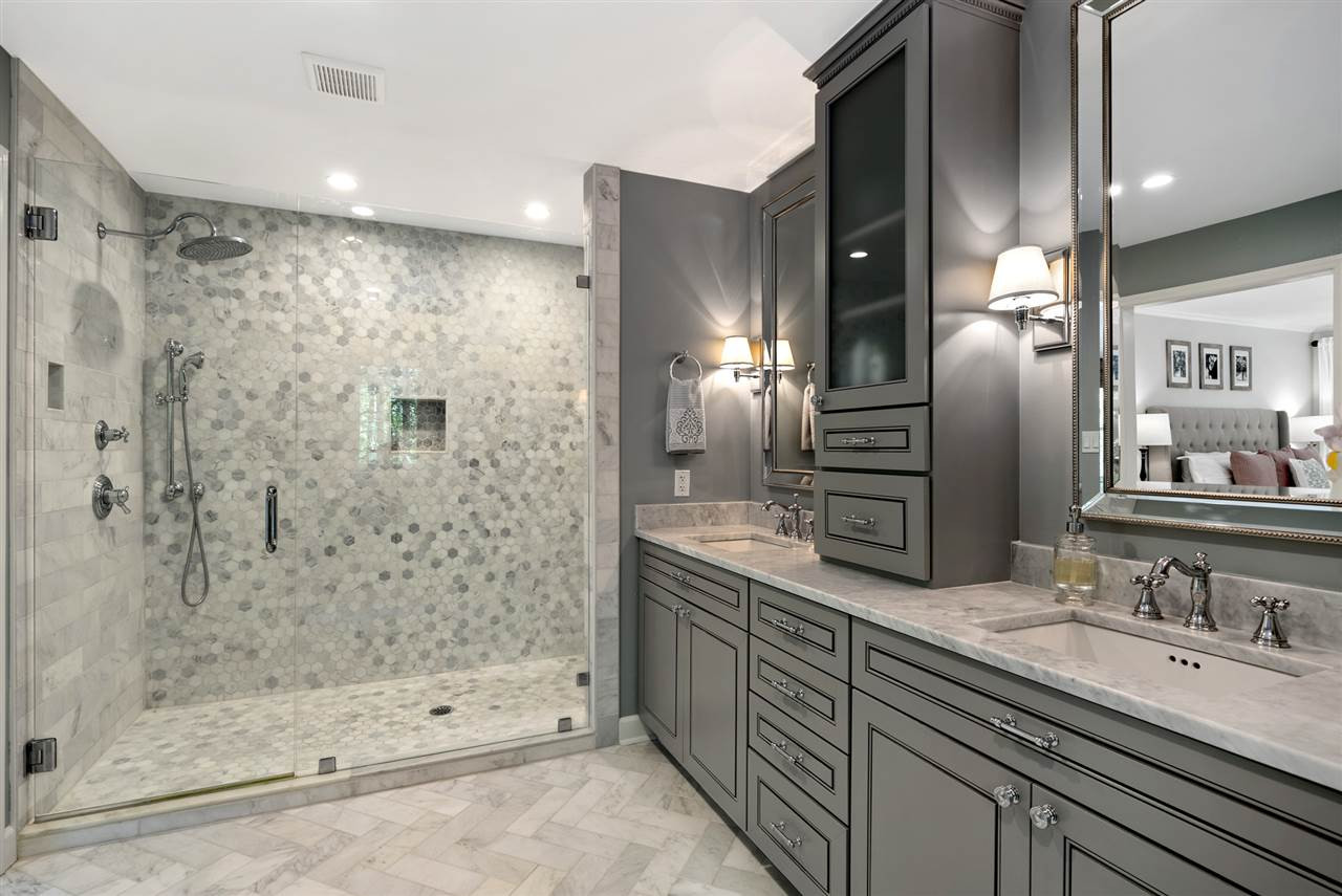 9421 Barton Creek Road Raleigh, NC 27615 - Photo 12 of 30 Master Bath/Spa