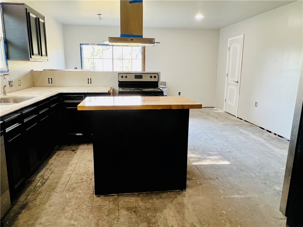 25 Smith Street Ware Shoals, SC 29692 - Photo 14 of 50 KITCHEN