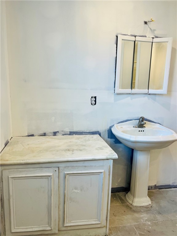 25 Smith Street Ware Shoals, SC 29692 - Photo 32 of 50 BATHROOM