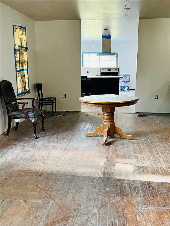25 Smith Street Ware Shoals, SC 29692 - Photo 10 of 50 DINING ROOM