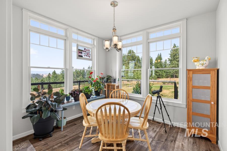 1726 Little Bear Ridge Road Troy, ID 83871 - Photo 25 of 50 What a great place to begin your day!