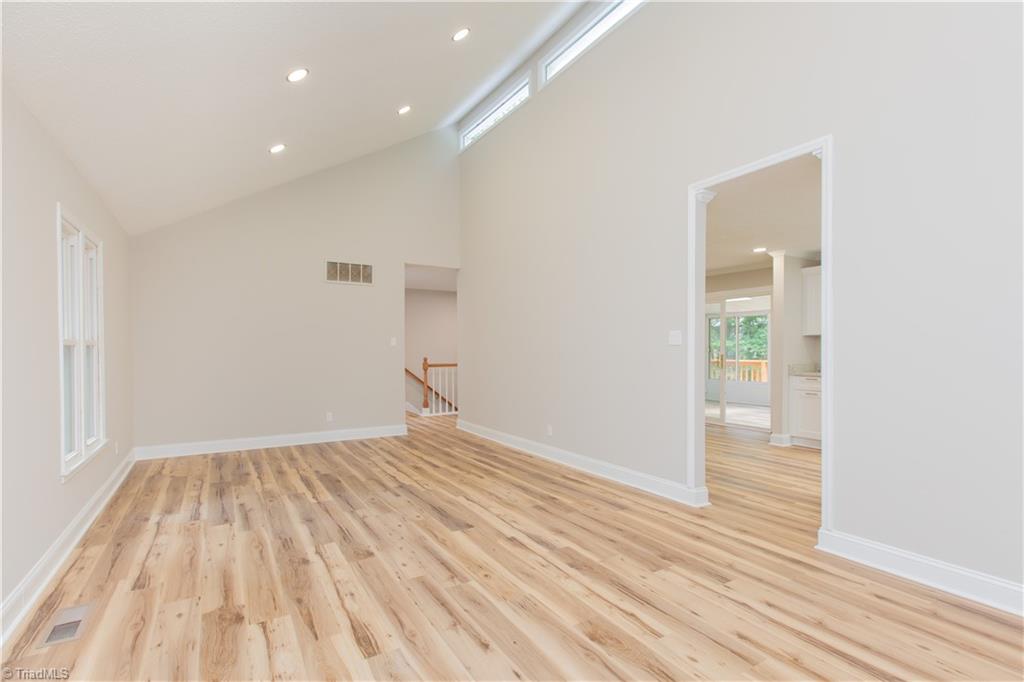 105 Devon Road Jamestown, NC 27282 - Photo 10 of 47