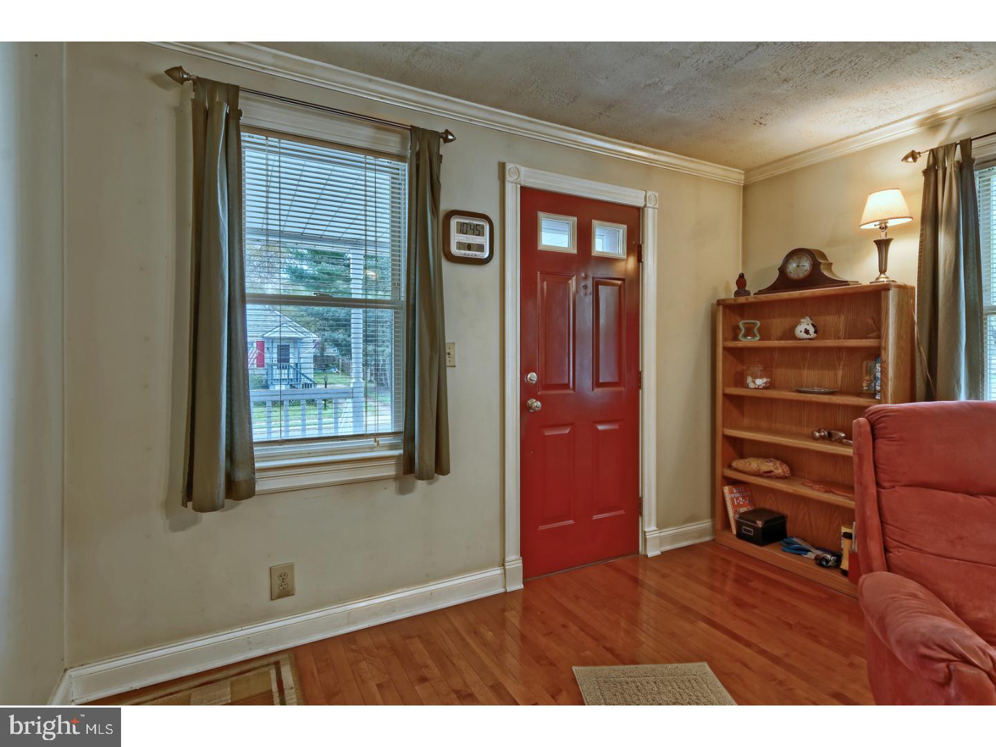 761 Iszard Road Deptford, NJ 08096 - Photo 3 of 25 Gallery Image 3
