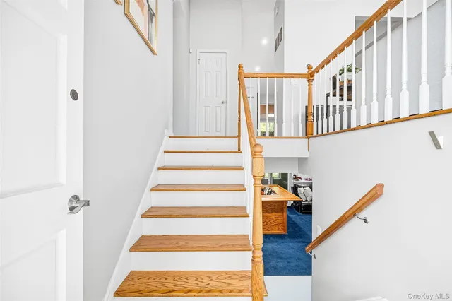 $925,000 | 9 Brookdell Drive, Hartsdale, NY 10530