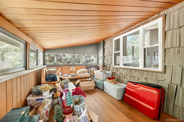 $925,000 | 9 Brookdell Drive, Hartsdale, NY 10530