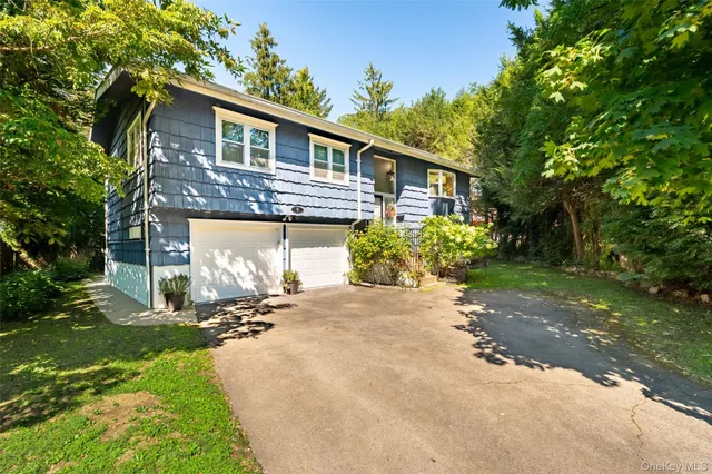 $925,000 | 9 Brookdell Drive, Hartsdale, NY 10530