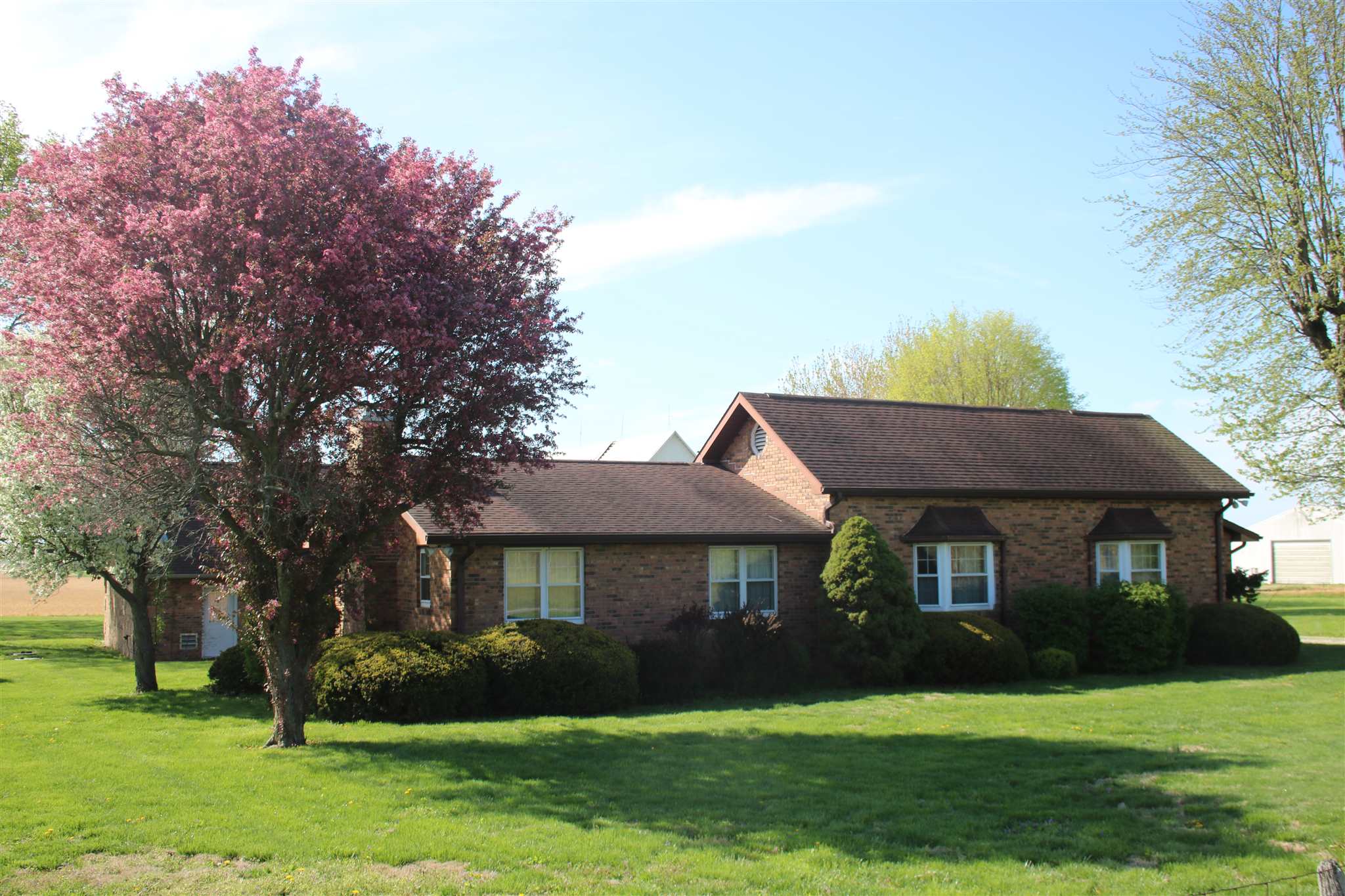 5589 South Christmas Road Vincennes, IN 47591 - Photo 4 of 16 Gallery Image 4